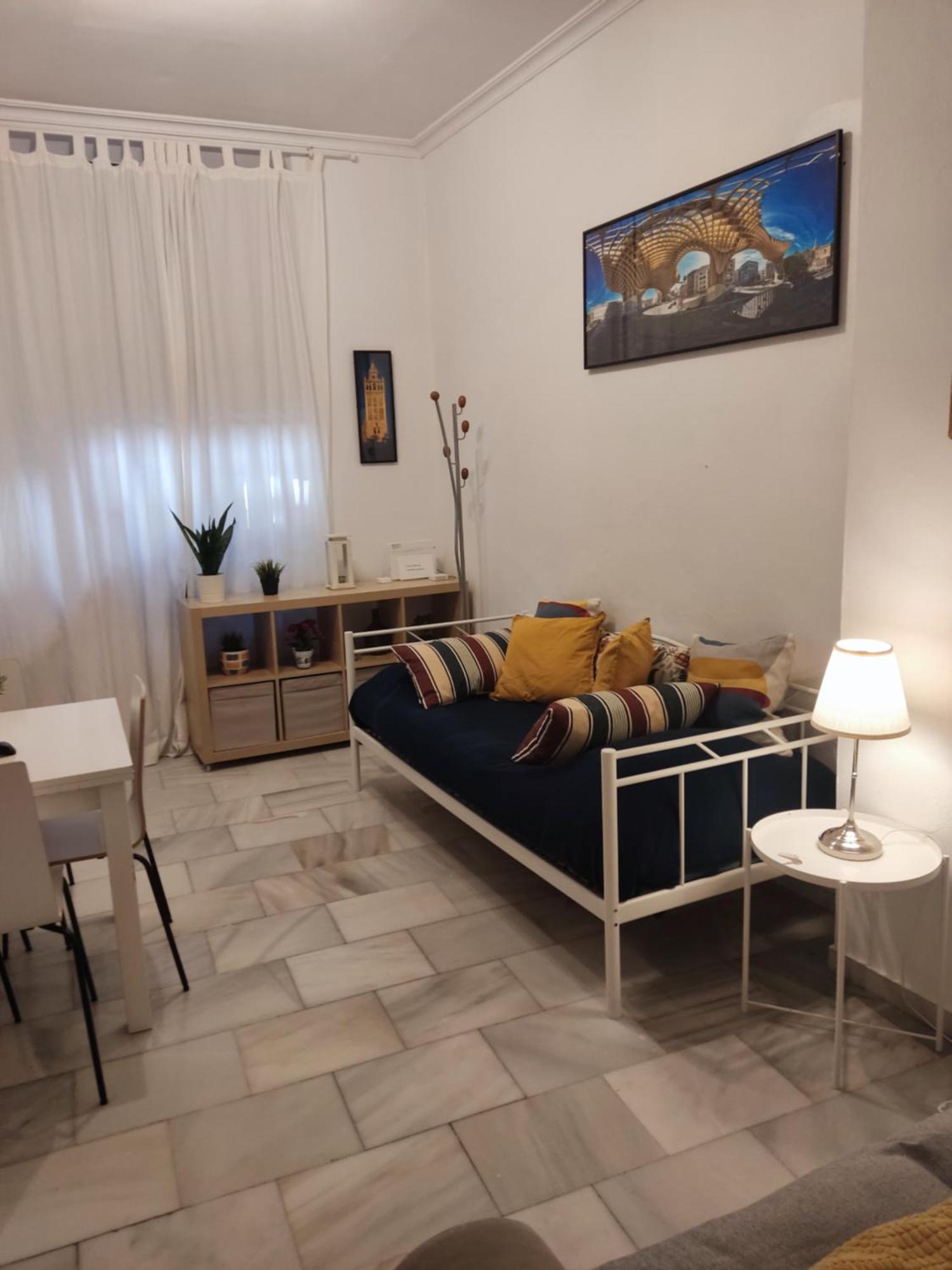 Santas Patronas Street Center Apartment Севиля Екстериор снимка