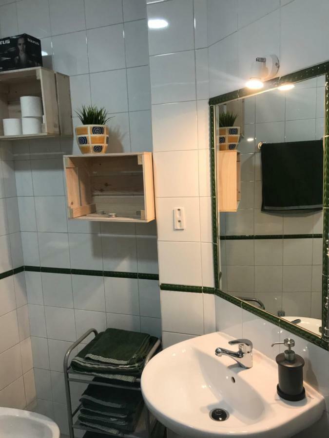 Santas Patronas Street Center Apartment Севиля Екстериор снимка